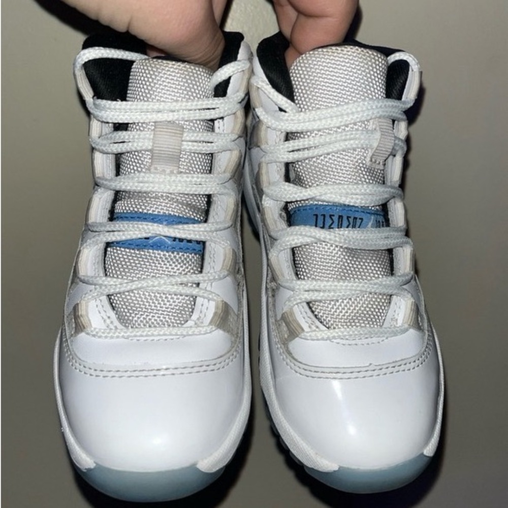 Air Jordan 11 Retro Legend Blue - Picture 4 of 7